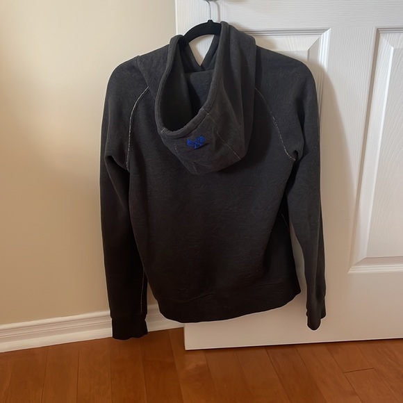 Vintage TNA hoodie - Picture 2 of 2